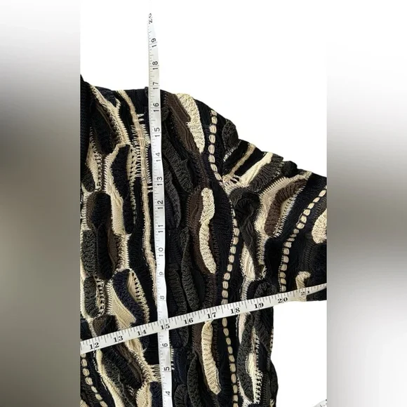 COOGI Black vintage and Cream Patterned cropped Size Small - Picture 6 of 7